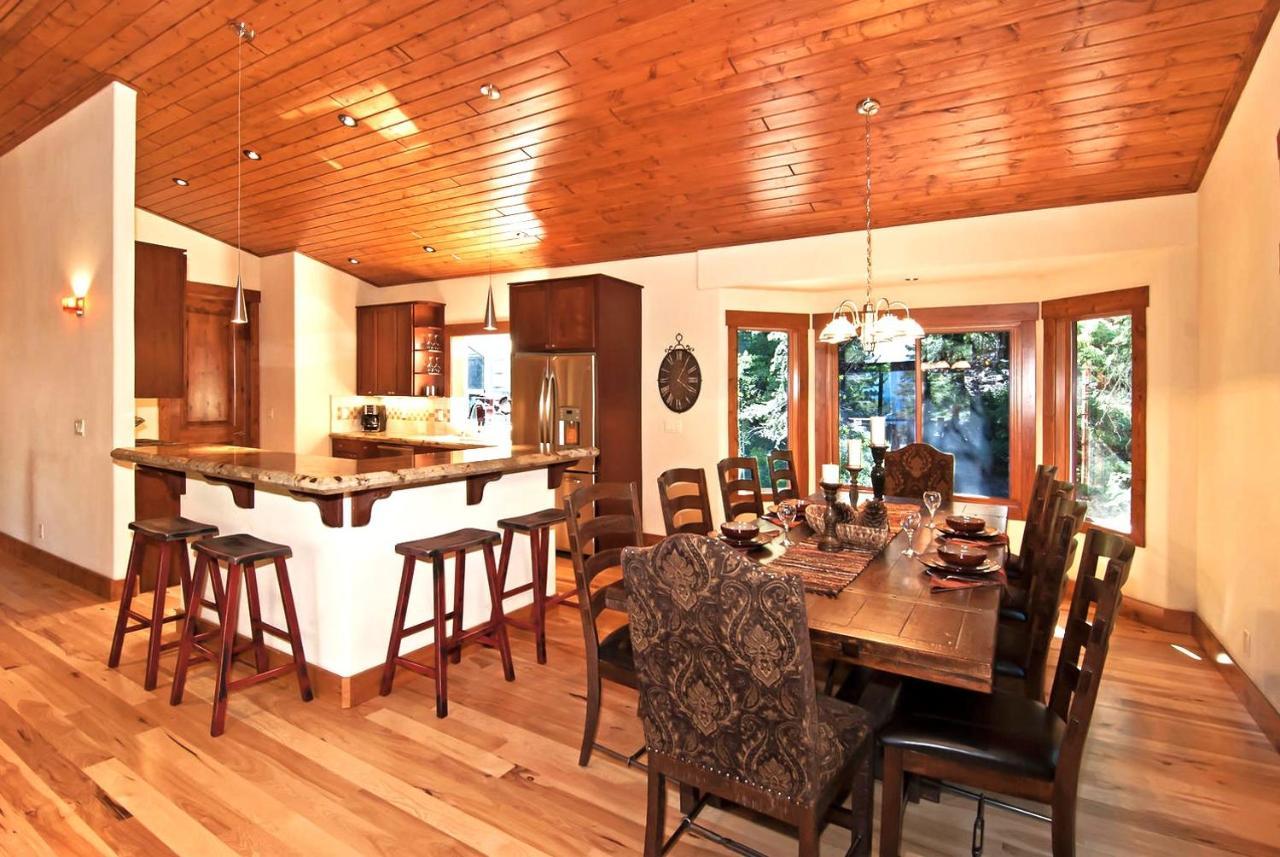 Rooney Ridge - Luxury 2600 Sq Ft, Cozy Fireplace, Family Room, Ping Pong Table! Carnelian Bay Exterior photo