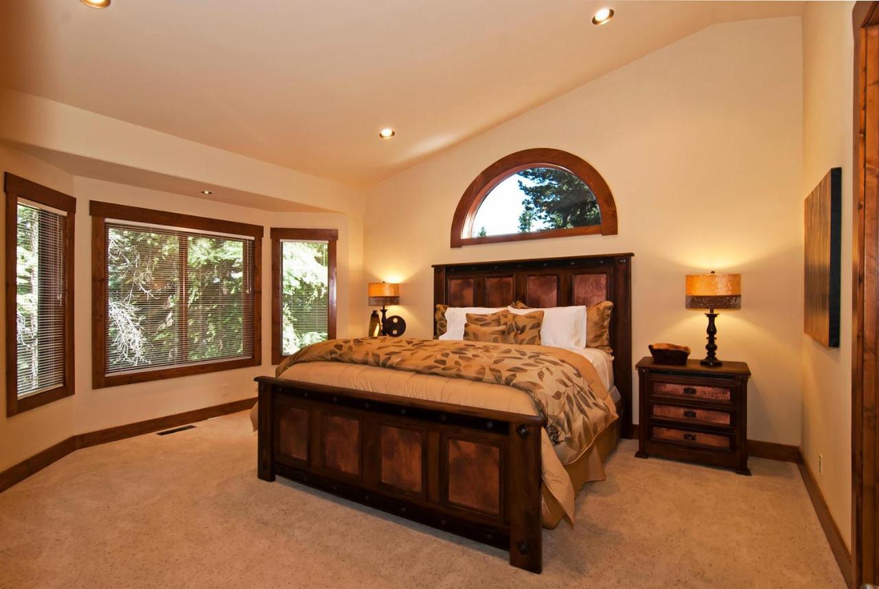 Rooney Ridge - Luxury 2600 Sq Ft, Cozy Fireplace, Family Room, Ping Pong Table! Carnelian Bay Exterior photo